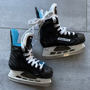Bauer Black and Teal Hockey Skates